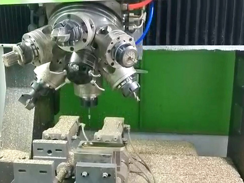 雕銑機攻絲效果如何?設備缺陷!